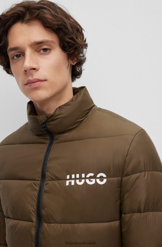 4TFNJN1848 الكاكي Hugo Boss سترة كاكي ضيقة مصنوعة من قماش هوغو المُعاد تدويره والمقاوم للماء