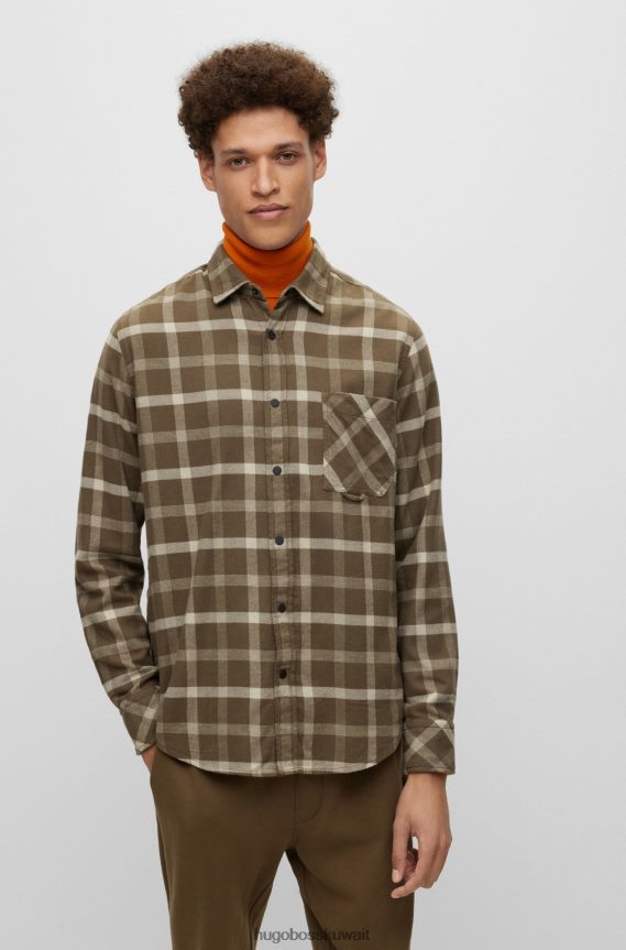 4TFNJN1876 أخضر غامق Hugo Boss قميص بقصة عادية مصنوع من قماش الفلانيل العضوي المصنوع من القطن العضوي باللون الأخضر الداكن