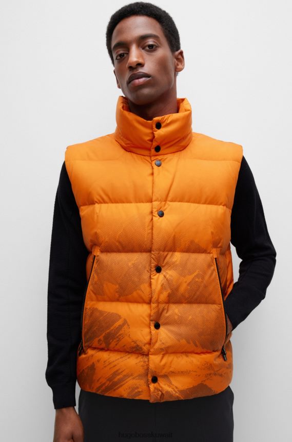 4TFNJN1882 برتقالي فاتح Hugo Boss سترة مقاومة للماء بنمط هوغو برتقالي فاتح موسمي