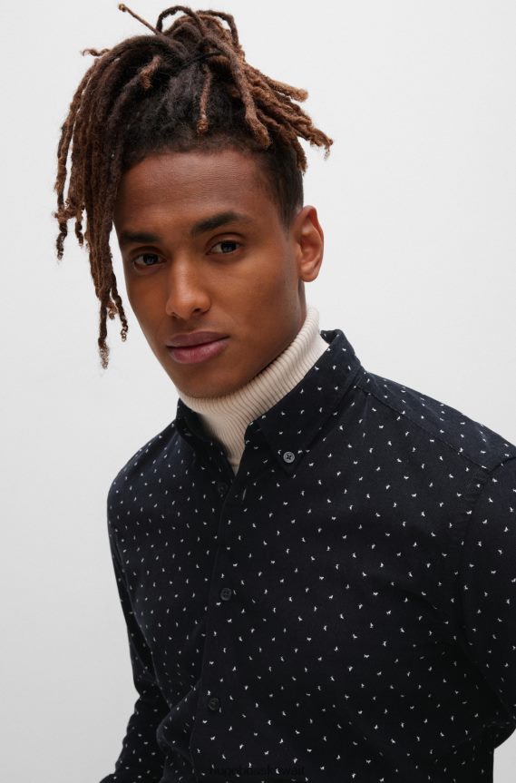 4TFNJN1886 أسود Hugo Boss قميص Hugo أسود بقصة عادية مصنوع من قطن سروال قصير منقوش