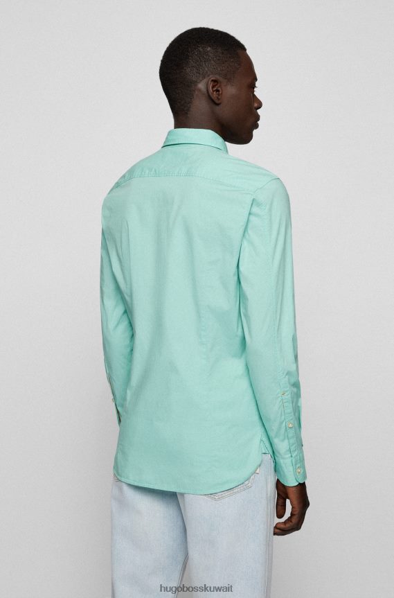 4TFNJN1933 اخضر فاتح Hugo Boss قميص بقصّة ضيّقة باللون الأخضر الفاتح من قماش البوبلين القطني المطاطي