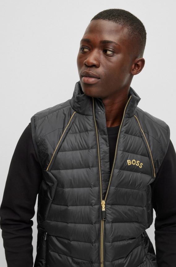 4TFNJN1983 أسود Hugo Boss جيليه أسود مقاوم للماء مع تطريز هوغو على شكل مثلث