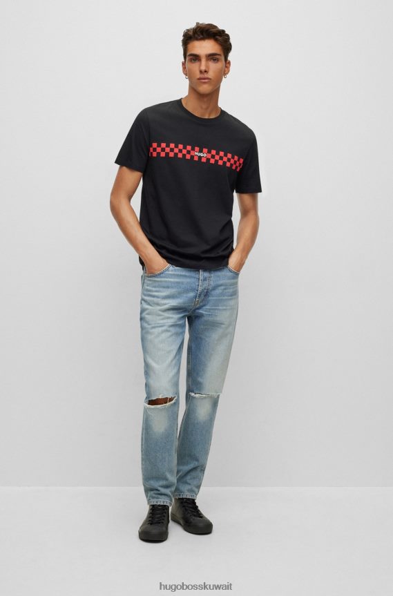 4TFNJN2020 أسود Hugo Boss تي شيرت أسود بقصة عادية من القطن مع شعار Hugo الفني