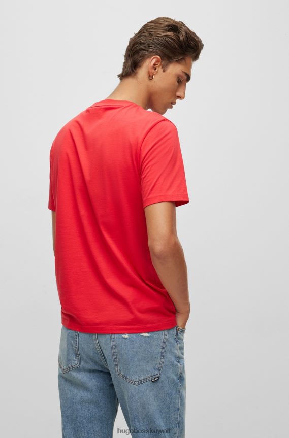 4TFNJN2021 أحمر Hugo Boss تي شيرت بقصة عادية من القطن مع شعار عمل فني باللون الأحمر