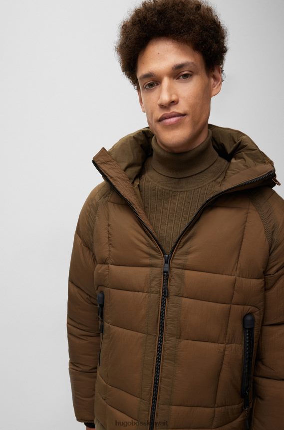 4TFNJN2022 الكاكي Hugo Boss سترة كاكي هوغو مقاومة للماء بمقاس عادي