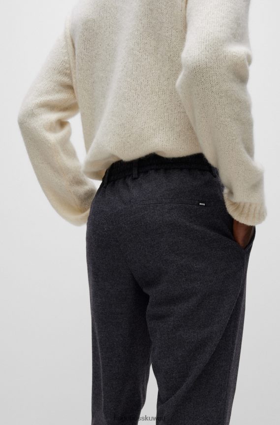 4TFNJN2037 الرمادي الداكن Hugo Boss بنطلون Hugo ذو قصة ضيقة مصنوع من قماش مطاطي عالي الأداء باللون الرمادي الداكن