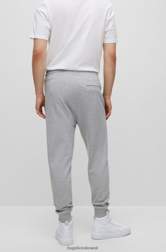 4TFNJN2080 الرمادي الداكن Hugo Boss قيعان رياضية من القطن مع رقعة شعار حمراء باللون الرمادي الداكن