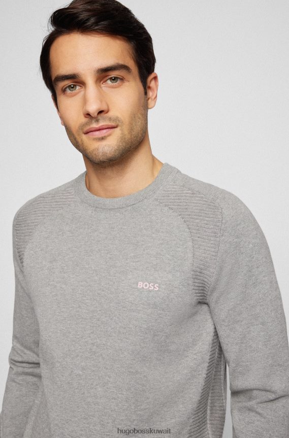 4TFNJN2147 رمادي فاتح Hugo Boss سترة هوغو من القطن العضوي مع خطوط بلونين باللون الرمادي الفاتح