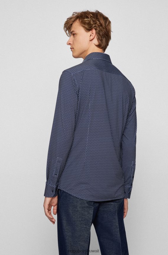 4TFNJN2185 أزرق غامق Hugo Boss قميص أزرق داكن بقصّة ضيّقة من هوغو جيرسي مطاطي الأداء بطبعات هندسية