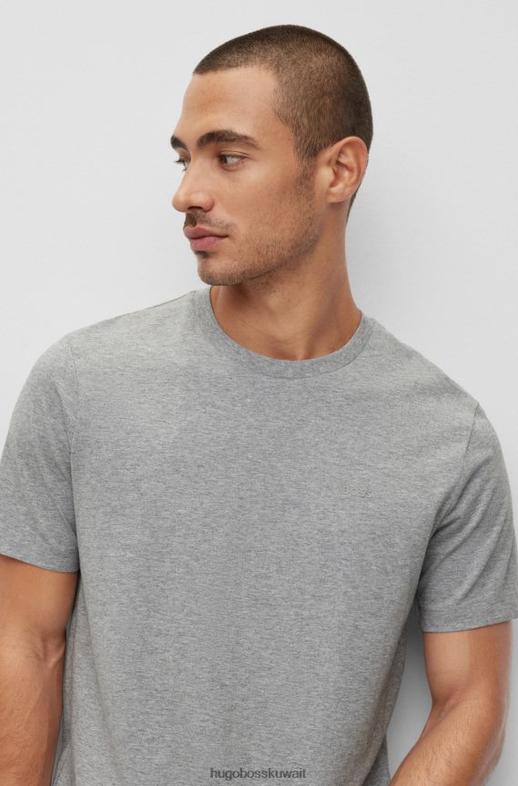 4TFNJN2240 رمادي فاتح Hugo Boss تيشيرت بشعار الماركة بمقاس عادي مصنوع من قطن الجيرسيه باللون الرمادي الفاتح من Hugo