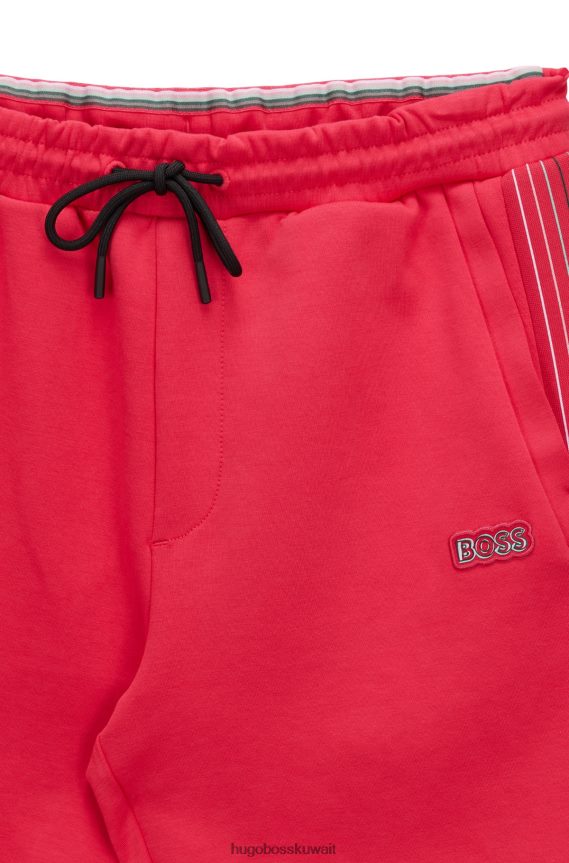 4TFNJN2280 لون القرنفل Hugo Boss شورت من مزيج القطن بقصة عادية مع شعار متعدد الألوان باللون الوردي