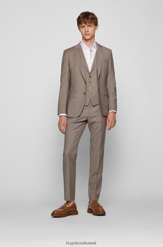 4TFNJN2287 البيج الفاتح Hugo Boss بدلة هوغو بيج فاتح من ثلاث قطع بقصة ضيقة من الصوف البكر