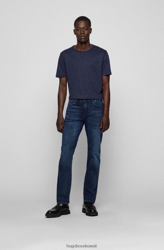 4TFNJN2309 أزرق غامق Hugo Boss جينز هوغو ذو قصة ضيقة باللون الأزرق الداكن من قماش الدنيم الأزرق المريح