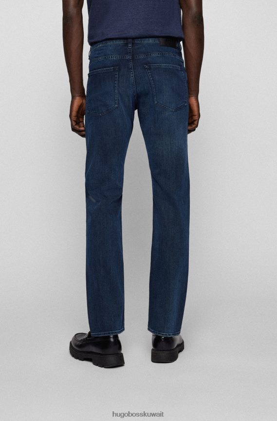 4TFNJN2309 أزرق غامق Hugo Boss جينز هوغو ذو قصة ضيقة باللون الأزرق الداكن من قماش الدنيم الأزرق المريح