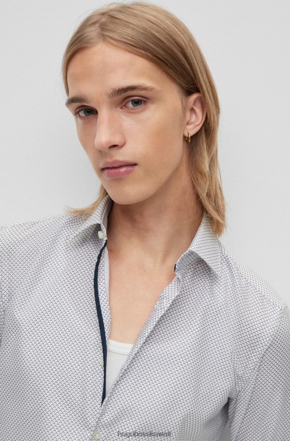 4TFNJN2333 أبيض Hugo Boss قميص بقصّة ضيّقة مصنوع من قماش هوغو القطني المطبوع هندسيًا باللون الأبيض