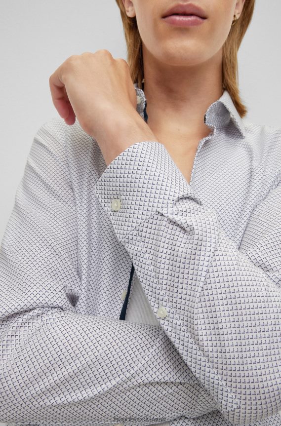4TFNJN2333 أبيض Hugo Boss قميص بقصّة ضيّقة مصنوع من قماش هوغو القطني المطبوع هندسيًا باللون الأبيض