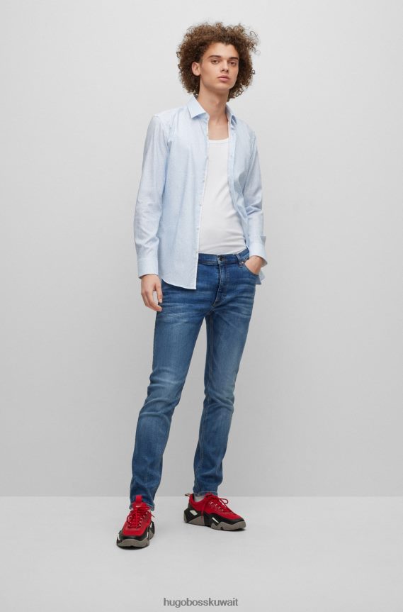 4TFNJN2334 أزرق فاتح Hugo Boss قميص أزرق فاتح بقصة ضيقة مصنوع من قماش هوغو القطني المطبوع هندسيًا