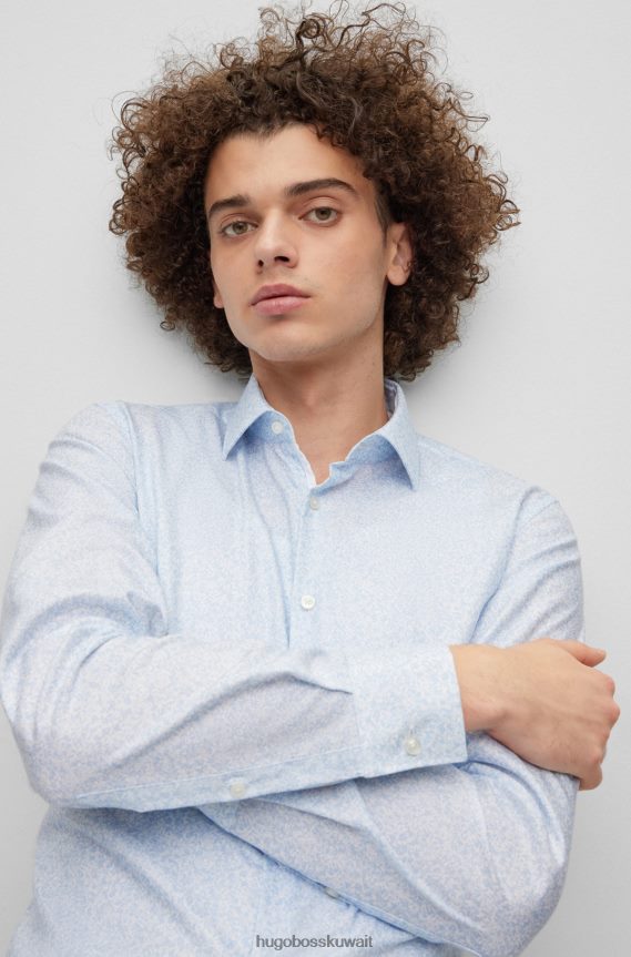 4TFNJN2334 أزرق فاتح Hugo Boss قميص أزرق فاتح بقصة ضيقة مصنوع من قماش هوغو القطني المطبوع هندسيًا