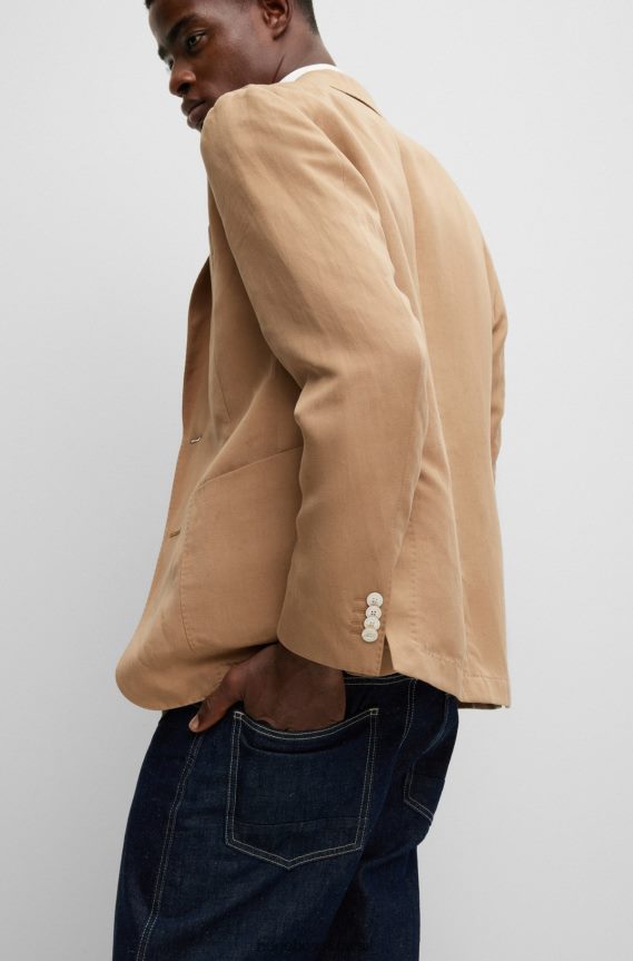 4TFNJN2339 اللون البيج Hugo Boss سترة ضيقة مع دبوس طية صدر السترة مخطط باللون البيج