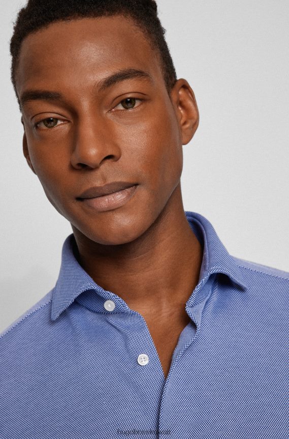 4TFNJN2377 أزرق Hugo Boss قميص ذو قصة عادية مصنوع من قماش مرن للغاية باللون الأزرق هوغو