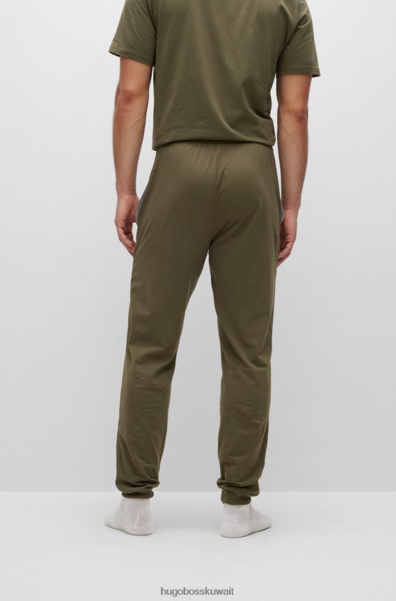 4TFNJN2384 الكاكي Hugo Boss بدلة رياضية من القطن المرن باللون الكاكي هوغو مع شعار مطرز