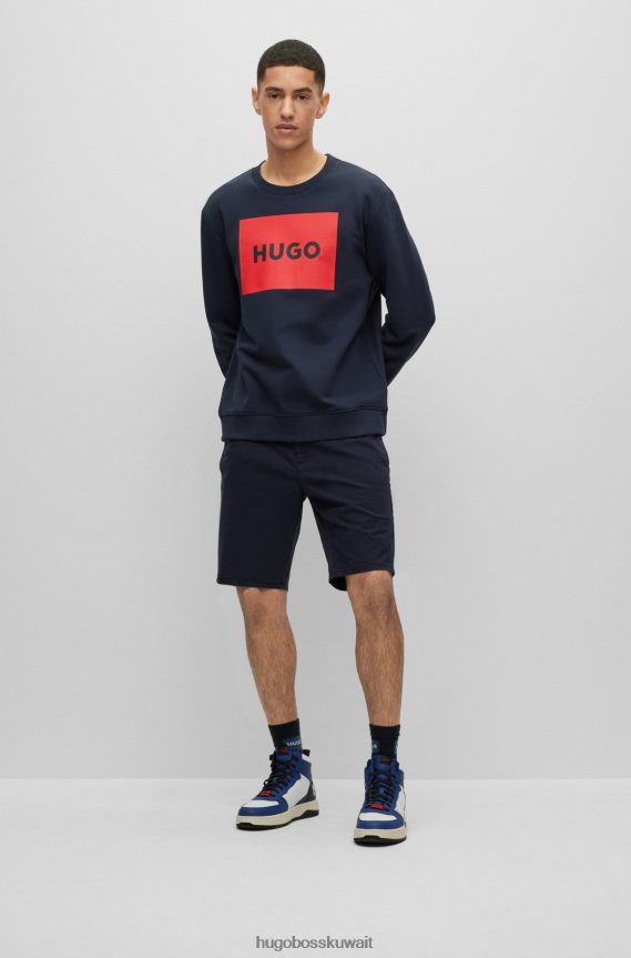 4TFNJN2405 أزرق غامق Hugo Boss سترة Hugo من قطن تيري باللون الأزرق الداكن مع طباعة شعار أحمر