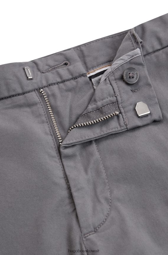 4TFNJN2430 الرمادي الداكن Hugo Boss بنطال تشينو Hugo بقصة ضيقة مصنوع من قطن الجبردين المطاطي باللون الرمادي الداكن
