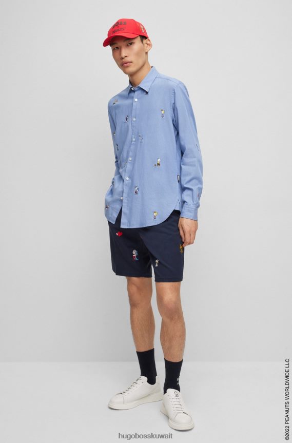 4TFNJN2446 أزرق Hugo Boss x قميص Peanuts ذو المقاس العادي من القطن مع عمل فني مطرز حصريًا