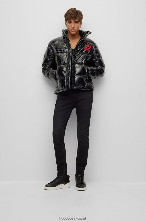 4TFNJN2451 أسود Hugo Boss سترة سوداء مقاومة للماء مع تفاصيل شعار Hugo
