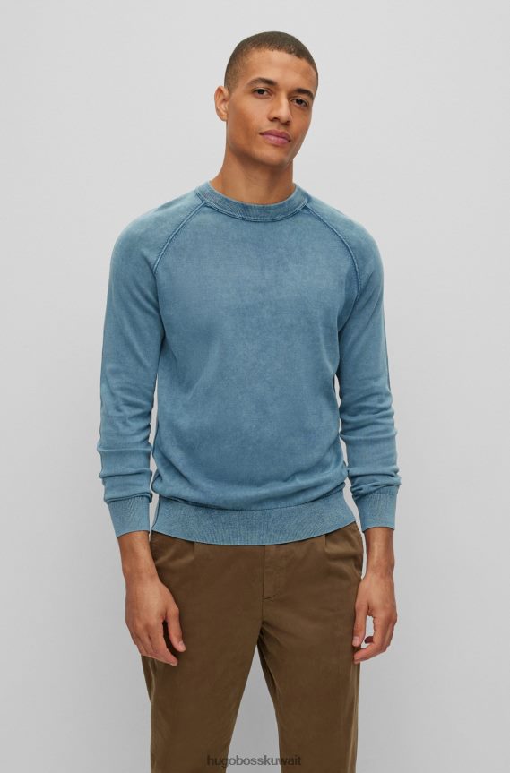 4TFNJN2526 أزرق Hugo Boss سترة زرقاء بقصة عادية من القطن المصبوغ مع تفاصيل هوغو المميزة