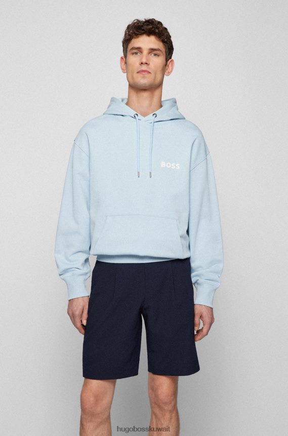 4TFNJN2544 أزرق فاتح Hugo Boss سويت شيرت هوغو من القطن العضوي باللون الأزرق الفاتح مع شعار مطبوع بالمطاط