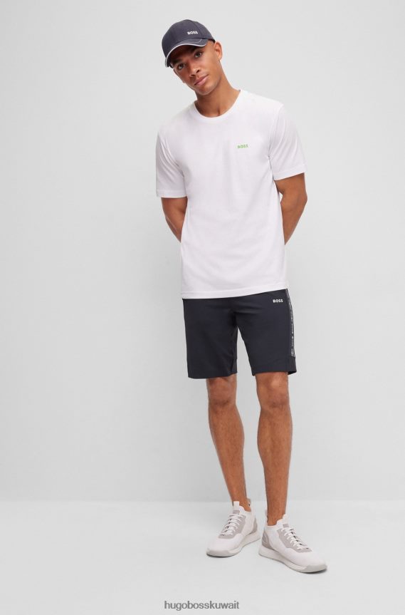 4TFNJN2590 أزرق غامق Hugo Boss شورت هوغو ذو قصة عادية مع شريط شعار باللون الأزرق الداكن