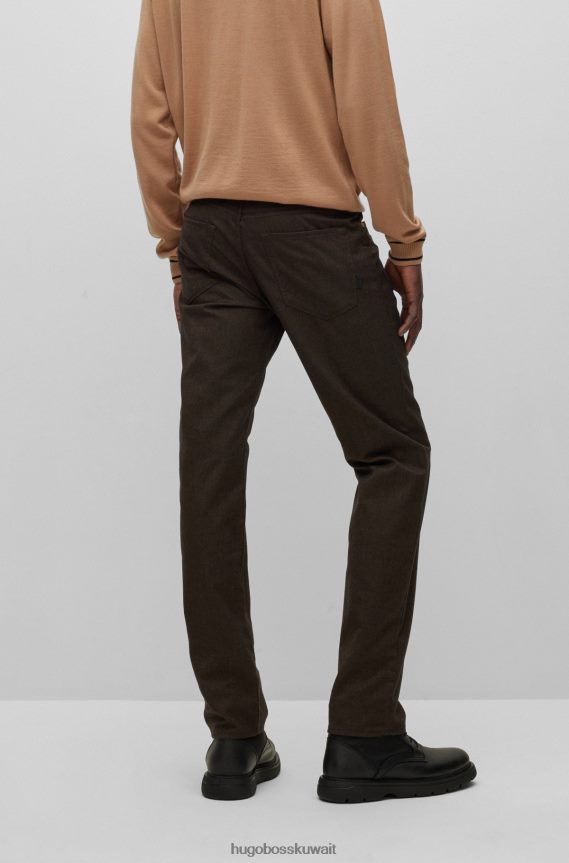 4TFNJN2641 بني غامق Hugo Boss هوغو بنطال جينز بني داكن بقصة عادية من قماش الدنيم المطاطي