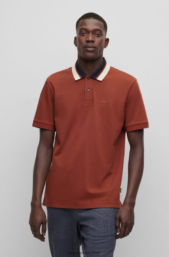 4TFNJN2668 بني Hugo Boss قميص بولو بني بقصة عادية مع ياقة هوغو ملونة