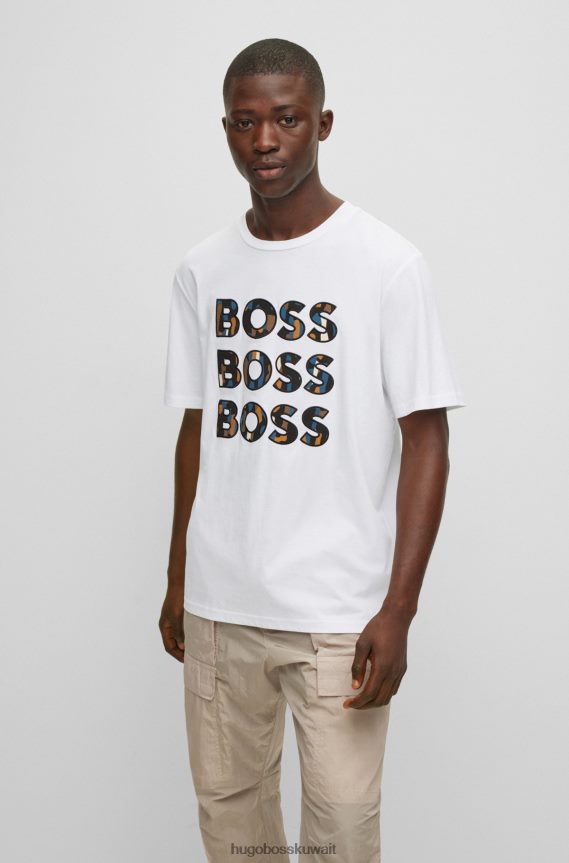 4TFNJN2675 أبيض Hugo Boss تي شيرت مريح مصنوع من قطن الجيرسيه مع شعار هوغو ثلاثي باللون الأبيض
