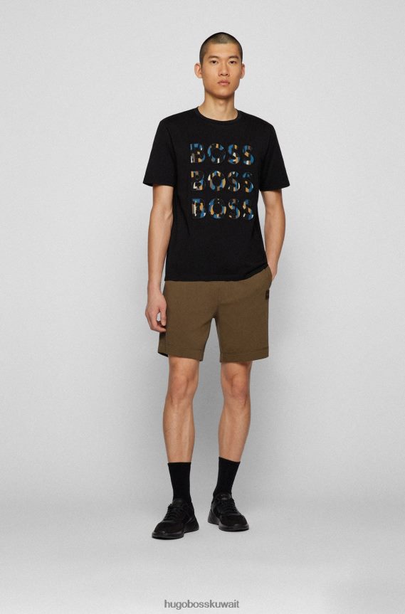 4TFNJN2676 أسود Hugo Boss تيشيرت هوغو أسود مريح من قطن الجيرسيه مع شعار ثلاثي