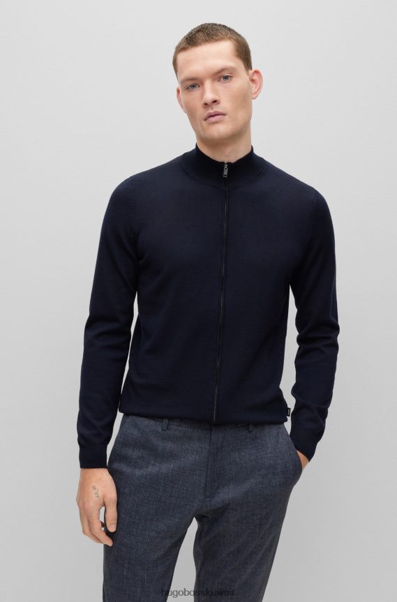 4TFNJN2696 أزرق غامق Hugo Boss سترة صوفية بقصة عادية من الصوف البكر مع شريط هوغو المميز باللون الأزرق الداكن