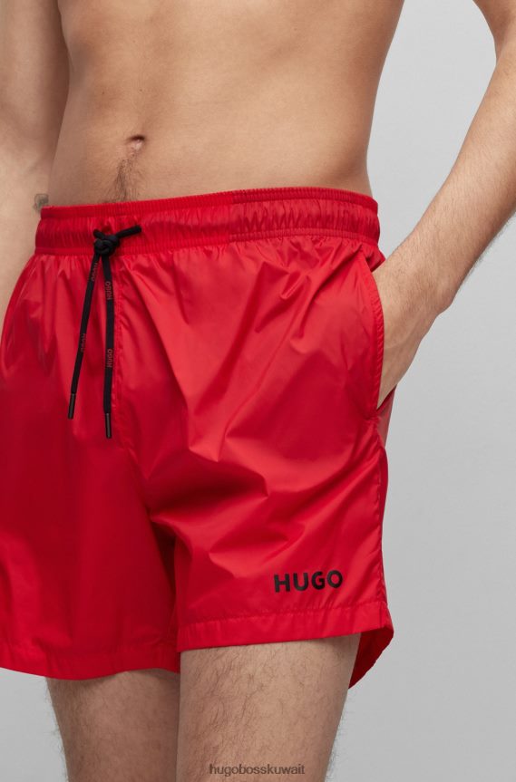4TFNJN2708 أحمر Hugo Boss شورت سباحة سريع الجفاف مصنوع من قماش معاد تدويره مع شعار هوغو باللون الأحمر
