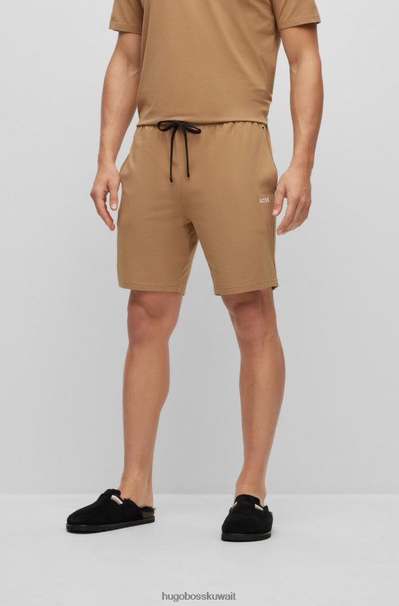 4TFNJN2725 اللون البيج Hugo Boss شورت من القطن باللون البيج مع شعار هوغو مطرز