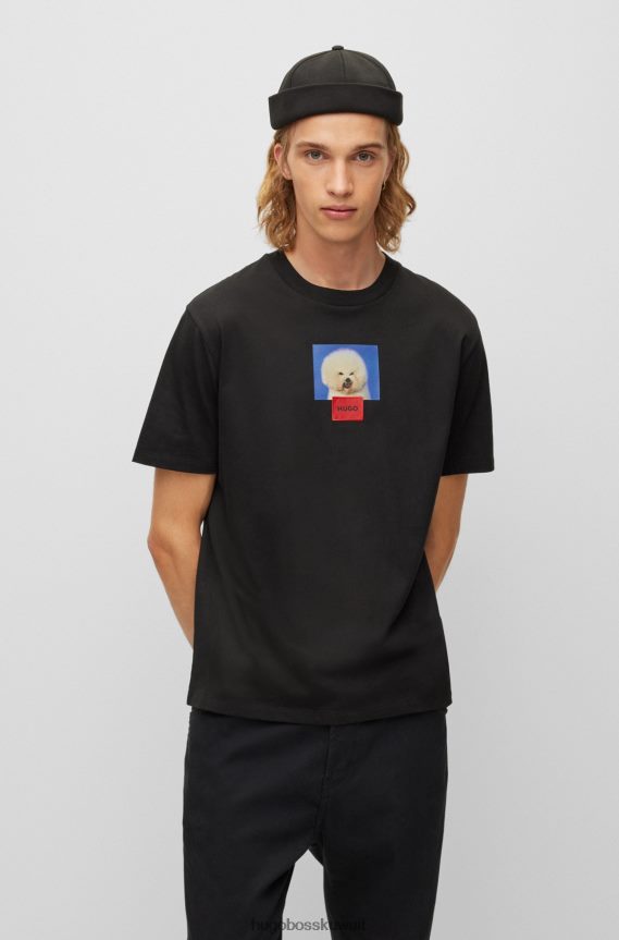 4TFNJN2748 أسود Hugo Boss تي شيرت أسود من القطن العضوي بقصة عادية مع طبعة كلب