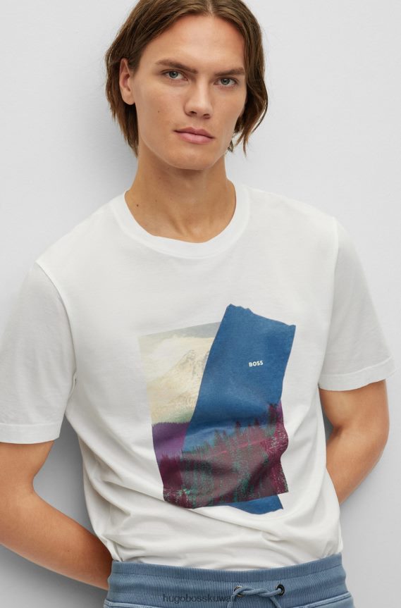 4TFNJN2797 أبيض Hugo Boss تي شيرت Hugo Pima من قطن بيما ذو قصة عادية مع عمل فني مطبوع باللون الأبيض