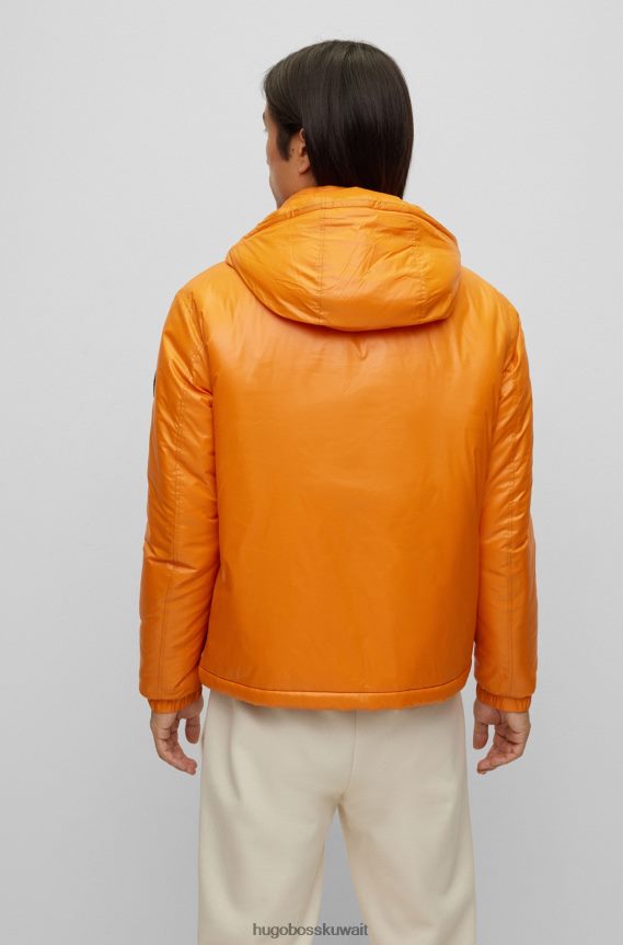 4TFNJN2807 برتقالي فاتح Hugo Boss سترة هوغو ذات غطاء رأس مقاومة للماء باللون البرتقالي الفاتح مصنوعة من مادة لامعة