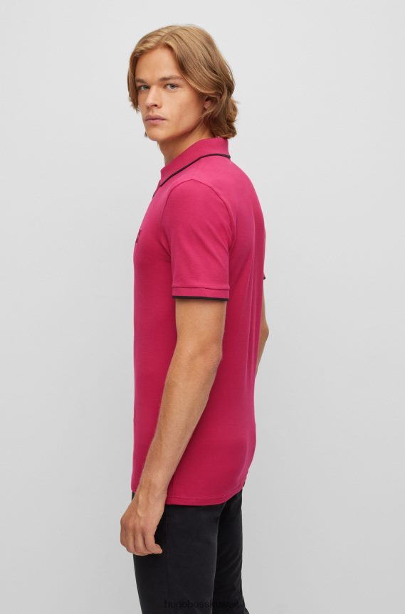 4TFNJN2883 لون القرنفل Hugo Boss قميص بولو من القطن المطاطي بقصة ضيقة مع رقعة الشعار باللون الوردي