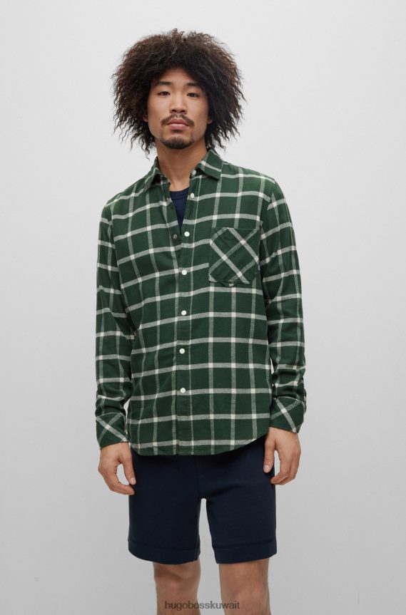 4TFNJN2948 أخضر غامق Hugo Boss قميص Hugo باللون الأخضر الداكن ذو المقاس العادي من الفانيلا القطنية المربعة