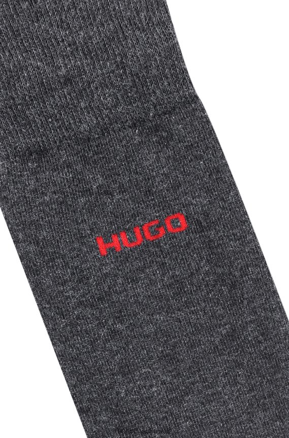 4TFNJN2966 الرمادي الداكن Hugo Boss Hugo - حزمة من قطعتين من الجوارب ذات الطول العادي مصنوعة من قماش مطاطي