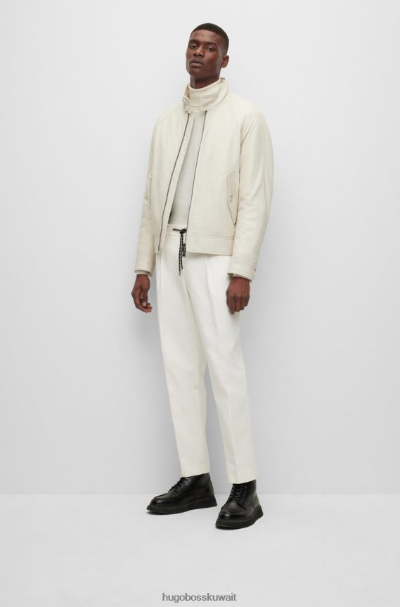 4TFNJN2978 أبيض Hugo Boss سترة هارينجتون بيضاء من جلد نابا مع حشوة من الريش