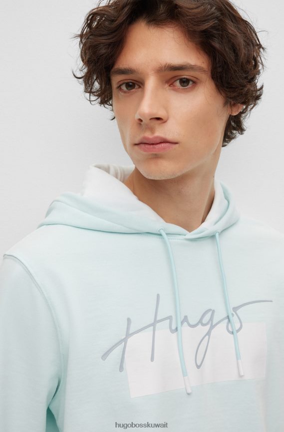4TFNJN2994 أزرق فاتح Hugo Boss سترة بغطاء للرأس من French-terry مع شعار مكتوب بخط اليد باللون الأزرق الفاتح من Hugo
