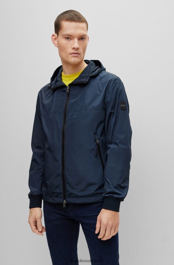 4TFNJN3055 أزرق غامق Hugo Boss سترة عادية طاردة للماء مع غطاء رأس قابل للفصل باللون الأزرق الداكن