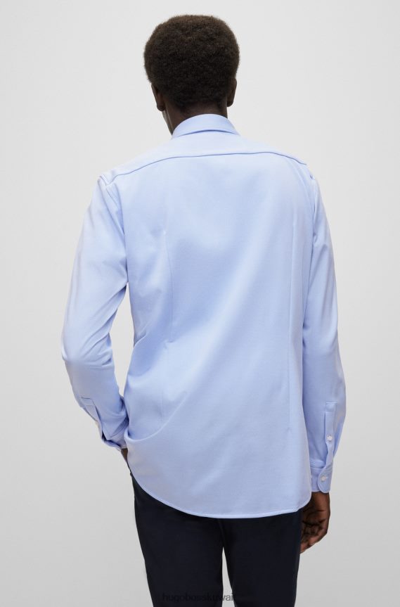 4TFNJN3066 أزرق فاتح Hugo Boss قميص أزرق فاتح بقصّة ضيّقة من هوغو جيرسي مطاطي الأداء