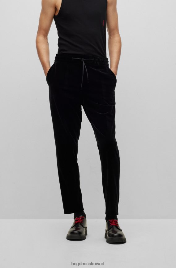 4TFNJN3117 أسود Hugo Boss بنطال Hugo ذو قصة ضيقة باللون الأسود المخملي عالي الأداء